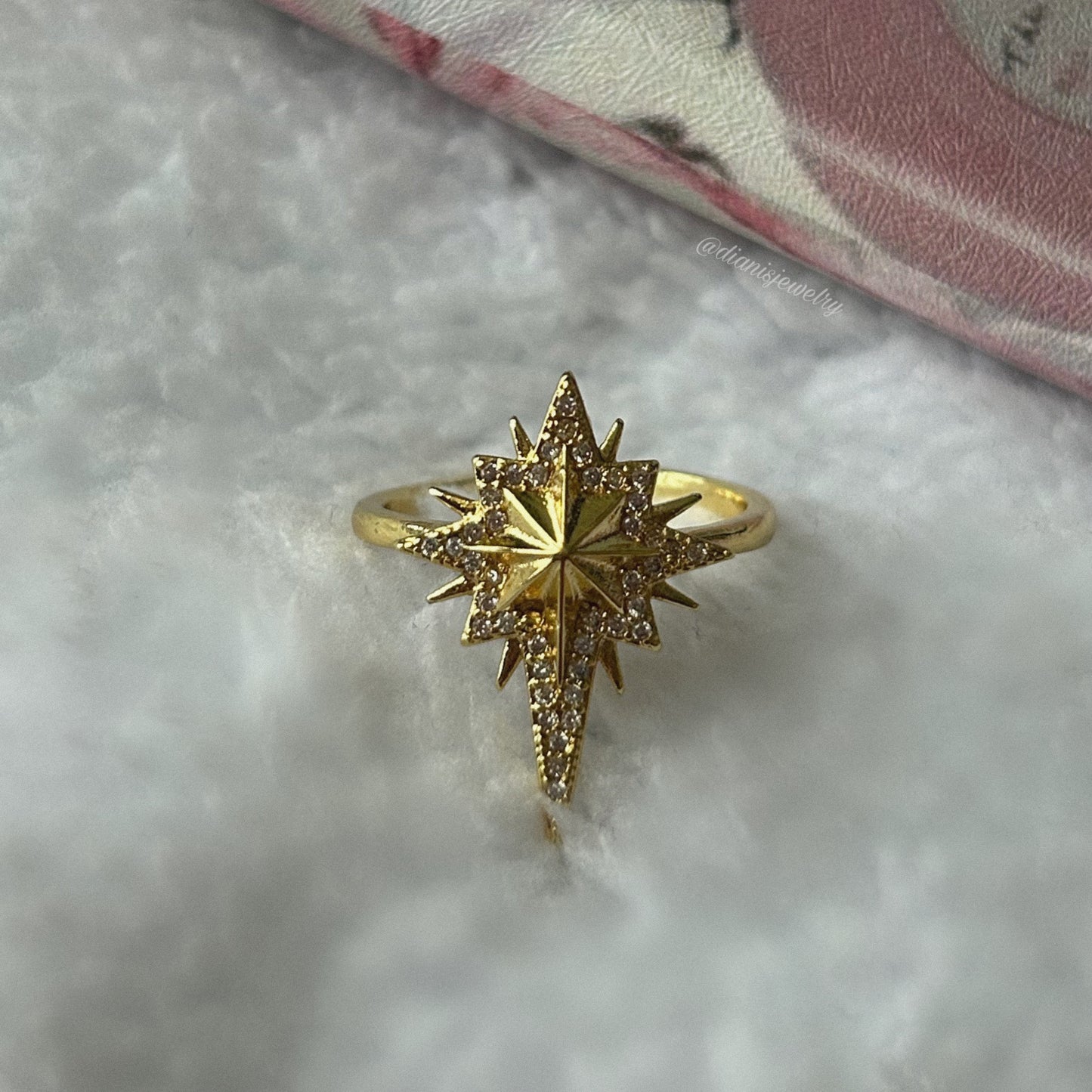 Elegant Star Ring